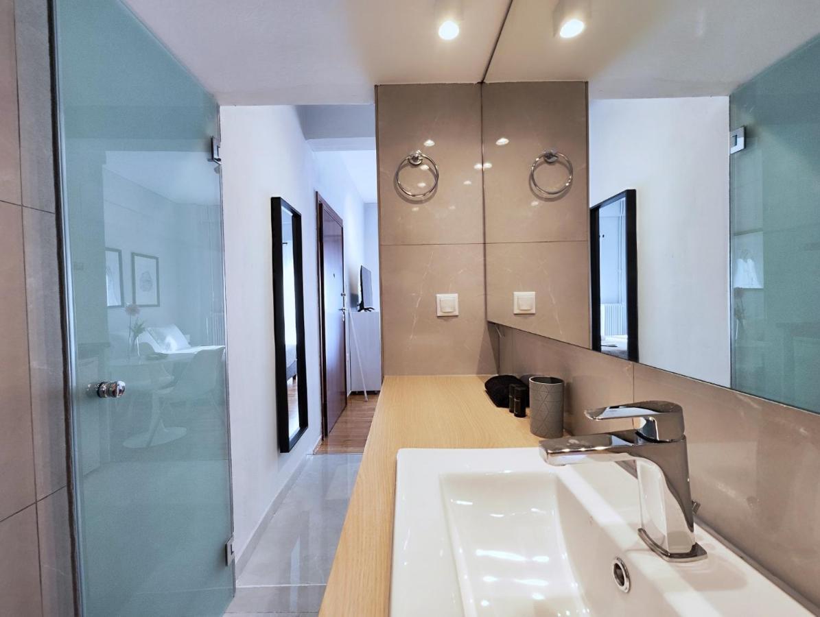 פיראוס Zea Apartments מראה חיצוני תמונה